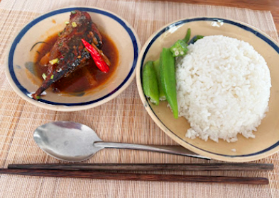 CÀ PHÊ VÀ CƠM NIÊU HỒNG ÂN